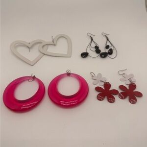 Fun Earrings in 4 pair lot